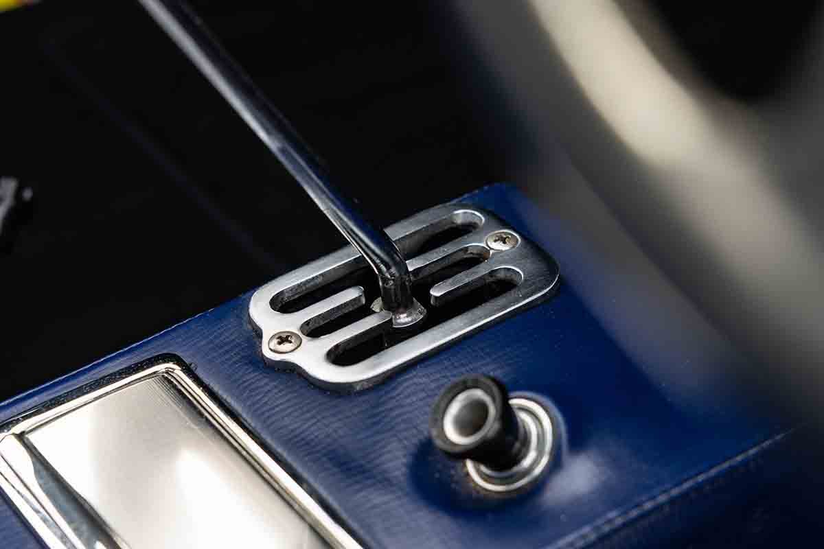 オークションに出品予定の1971年式「フェラーリ ディーノ246GT」Tom Gidden(c)2026 Courtesy of RM Sotheby's