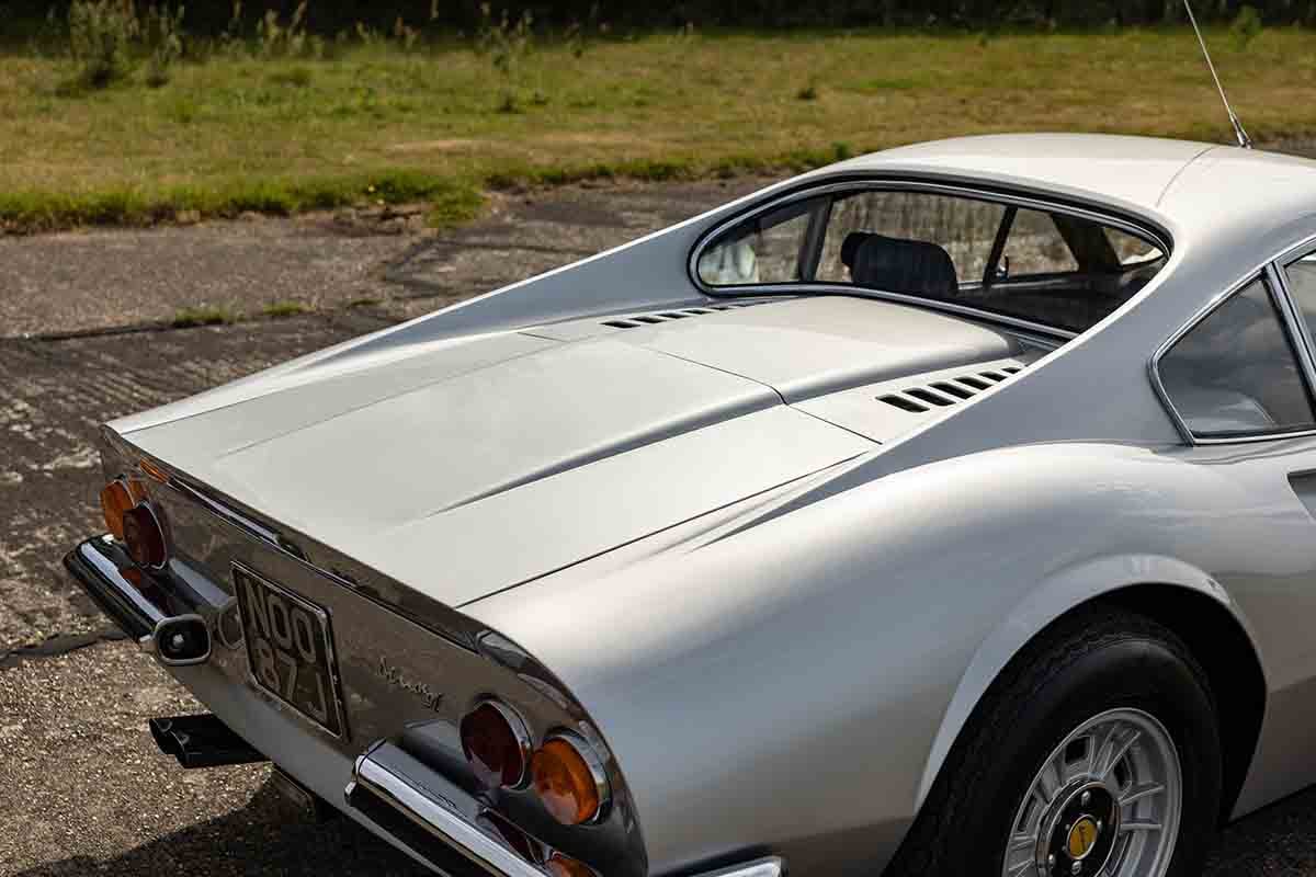 オークションに出品予定の1971年式「フェラーリ ディーノ246GT」Tom Gidden(c)2026 Courtesy of RM Sotheby's