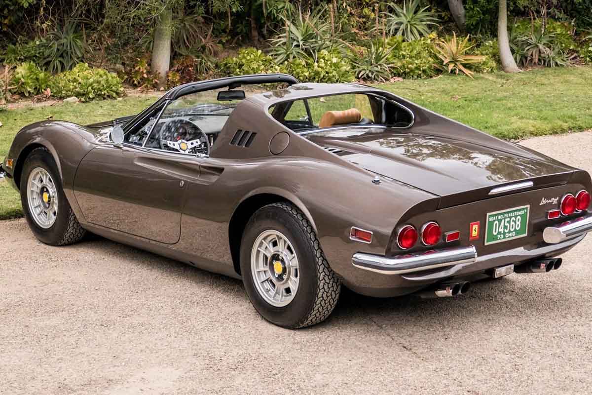 オークションに出品予定の1973年式「ディーノ246GTS」(c)2026 BROAD ARROW Auctions