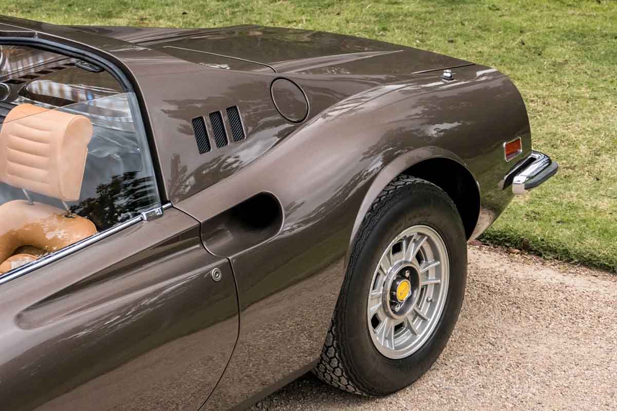 オークションに出品予定の1973年式「ディーノ246GTS」(c)2026 BROAD ARROW Auctions