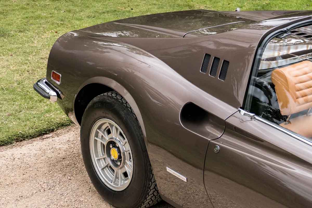 オークションに出品予定の1973年式「ディーノ246GTS」(c)2026 BROAD ARROW Auctions