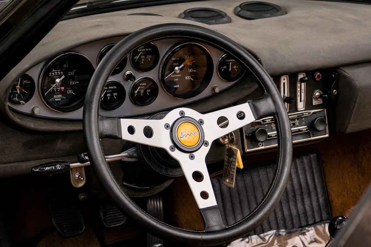 オークションに出品予定の1973年式「ディーノ246GTS」(c)2026 BROAD ARROW Auctions