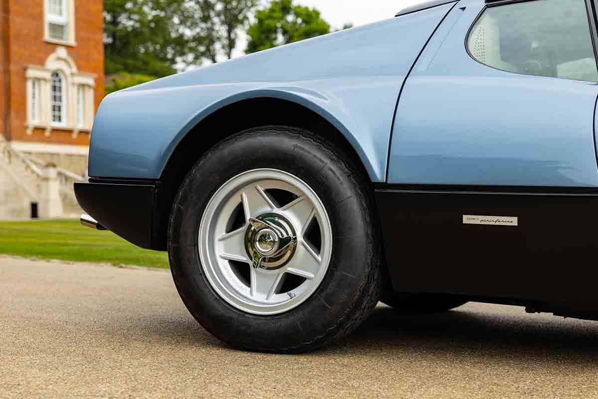 オークションに出品予定の1974年式フェラーリ「365GT4BB」Tom Gidden(c)2026 Courtesy of RM Sotheby's
