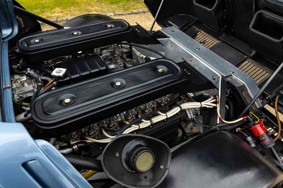 オークションに出品予定の1974年式フェラーリ「365GT4BB」Tom Gidden(c)2026 Courtesy of RM Sotheby's