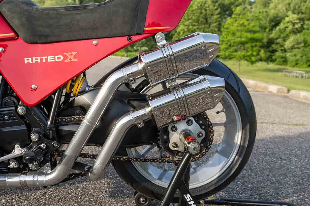 米国オンラインオークションに出品され落札された1981年式ホンダ「CBX」。カスタムされている