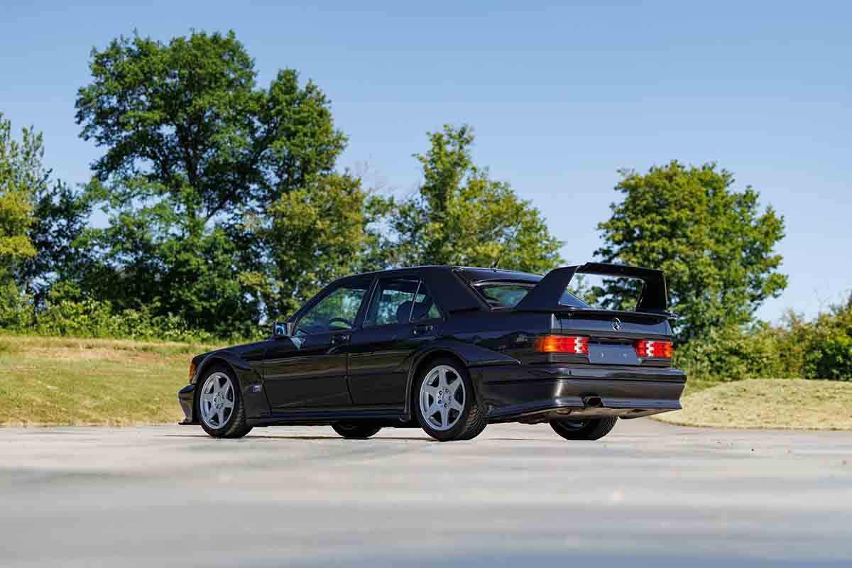 オークションに出品され落札された1990年式メルセデス・ベンツ「190E 2.5 16エボリューションII」Peter Singhof(c)2026 Courtesy of RM Sotheby's