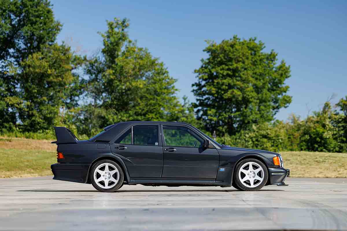 オークションに出品され落札された1990年式メルセデス・ベンツ「190E 2.5 16エボリューションII」Peter Singhof(c)2026 Courtesy of RM Sotheby's