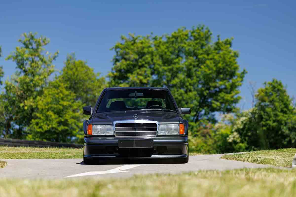オークションに出品され落札された1990年式メルセデス・ベンツ「190E 2.5 16エボリューションII」Peter Singhof(c)2026 Courtesy of RM Sotheby's