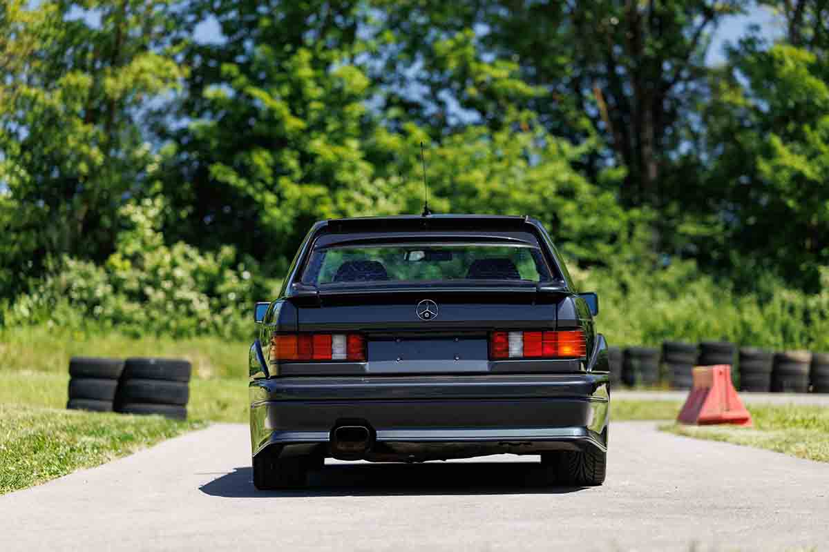 オークションに出品され落札された1990年式メルセデス・ベンツ「190E 2.5 16エボリューションII」Peter Singhof(c)2026 Courtesy of RM Sotheby's