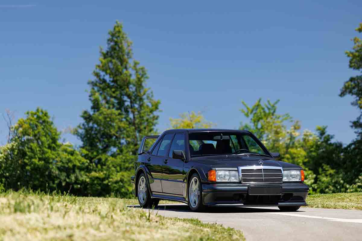 オークションに出品され落札された1990年式メルセデス・ベンツ「190E 2.5 16エボリューションII」Peter Singhof(c)2026 Courtesy of RM Sotheby's