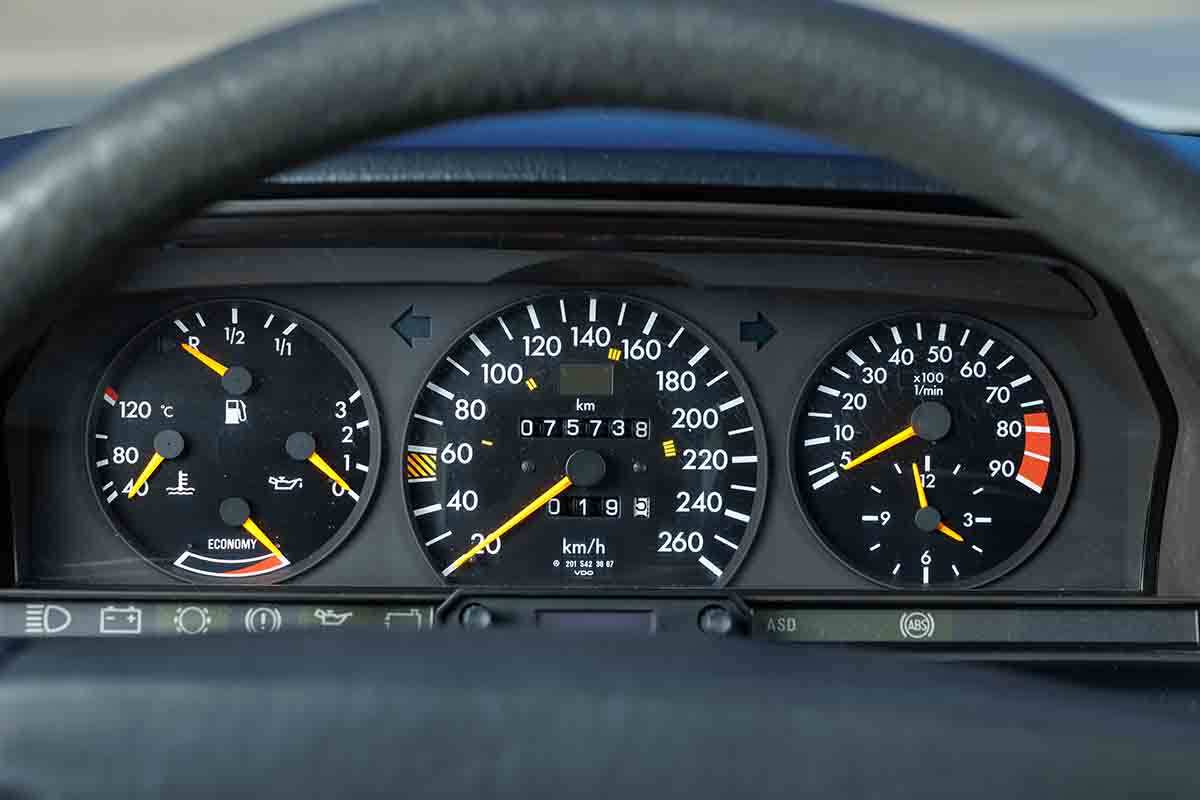 オークションに出品され落札された1990年式メルセデス・ベンツ「190E 2.5 16エボリューションII」Peter Singhof(c)2026 Courtesy of RM Sotheby's