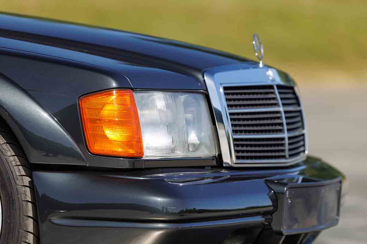 オークションに出品され落札された1990年式メルセデス・ベンツ「190E 2.5 16エボリューションII」Peter Singhof(c)2026 Courtesy of RM Sotheby's