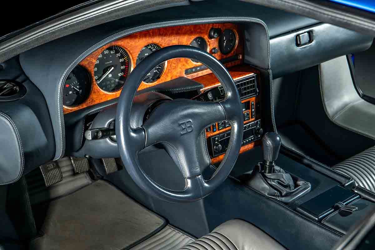 オークションに登場予定の1993年式ブガッティ「EB110GT」Jorge Guasso(c)2026 Courtesy of RM Sotheby's