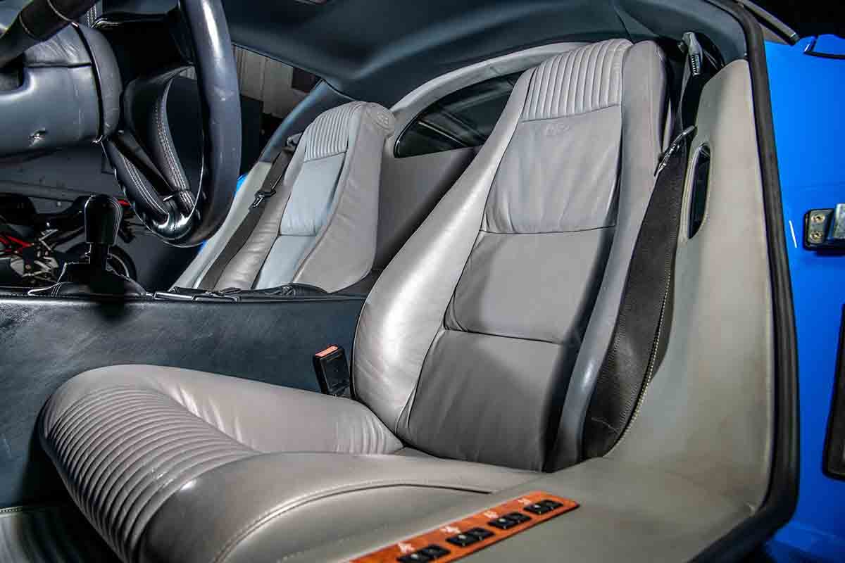 オークションに登場予定の1993年式ブガッティ「EB110GT」Jorge Guasso(c)2026 Courtesy of RM Sotheby's