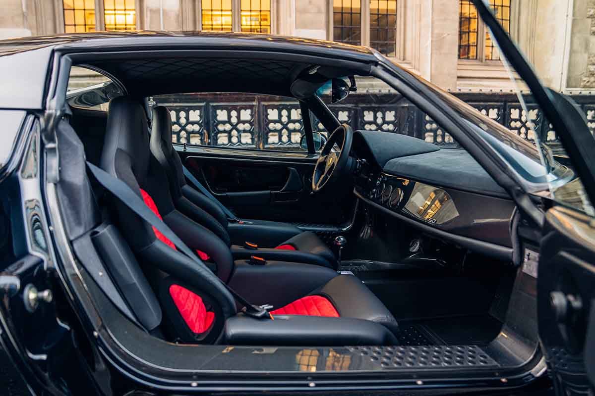 オークションに出品予定の1996年式フェラーリ「F50」Alex Penfold(c)2026 Courtesy of RM Sotheby's
