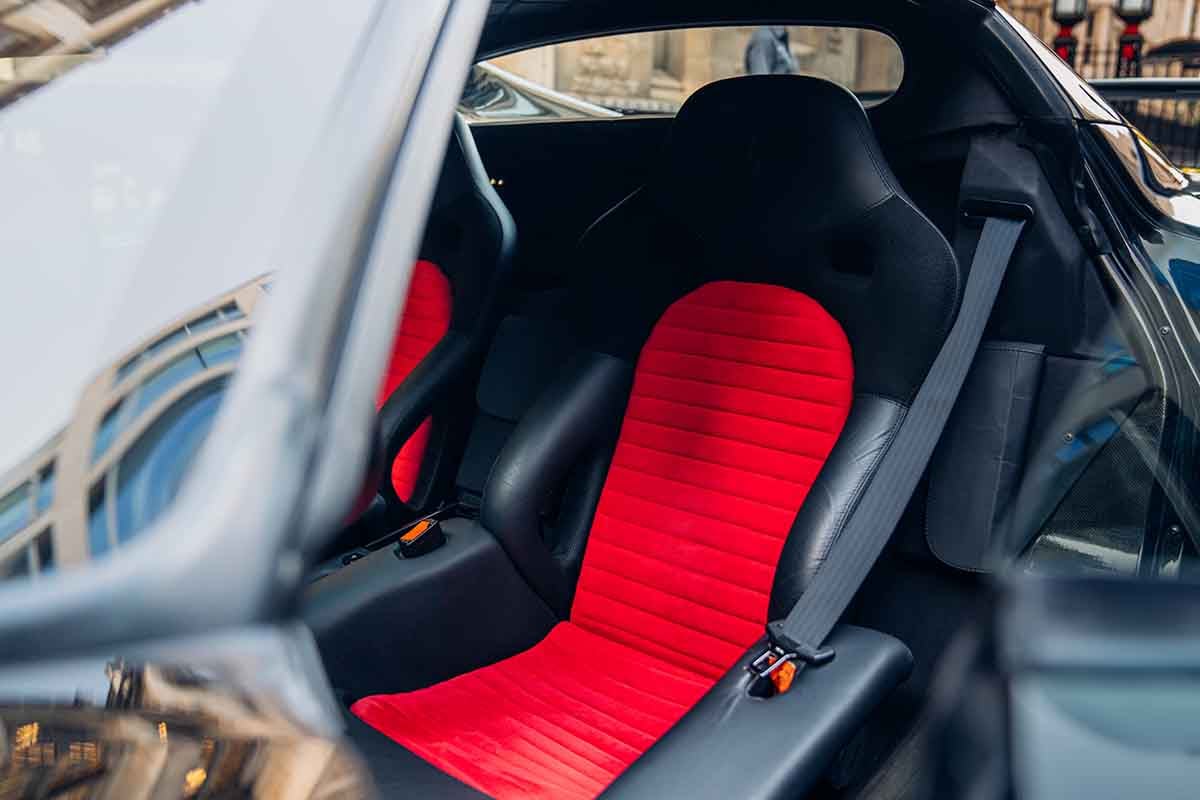 オークションに出品予定の1996年式フェラーリ「F50」Alex Penfold(c)2026 Courtesy of RM Sotheby's