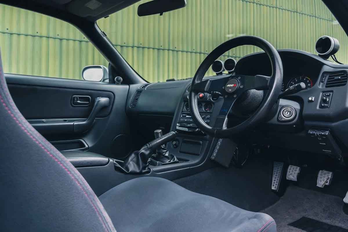 オークションに出品予定の1996年式日産「ニスモ400R」(c)2026 BROAD ARROW Auctions