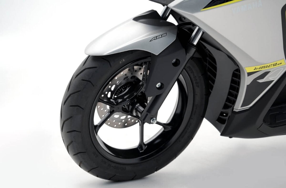 ヤマハ「AEROX ABS」