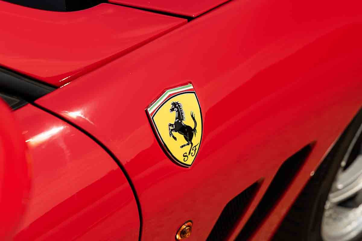オークションに出品予定の2002年式「フェラーリ 550バルケッタ ピニンファリーナ」Tom Gidden(c)2026 Courtesy of RM Sotheby's