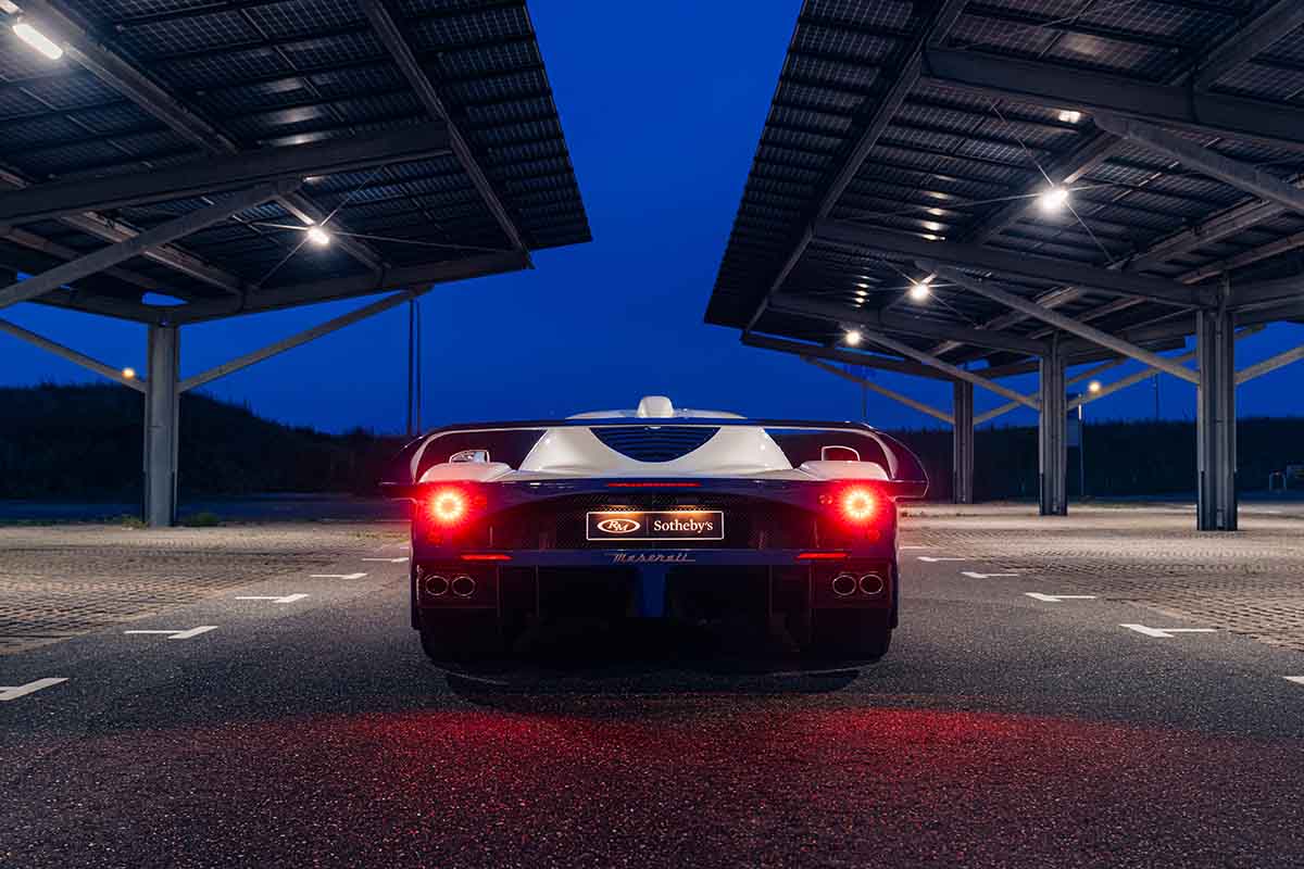 オークションに出品される2005年式マセラティ「MC12」Alex Penfold(c)2026 Courtesy of RM Sotheby's