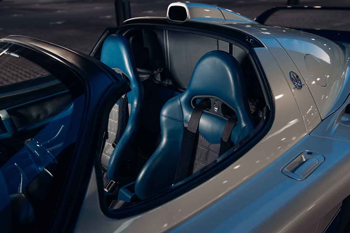 オークションに出品される2005年式マセラティ「MC12」Alex Penfold(c)2026 Courtesy of RM Sotheby's