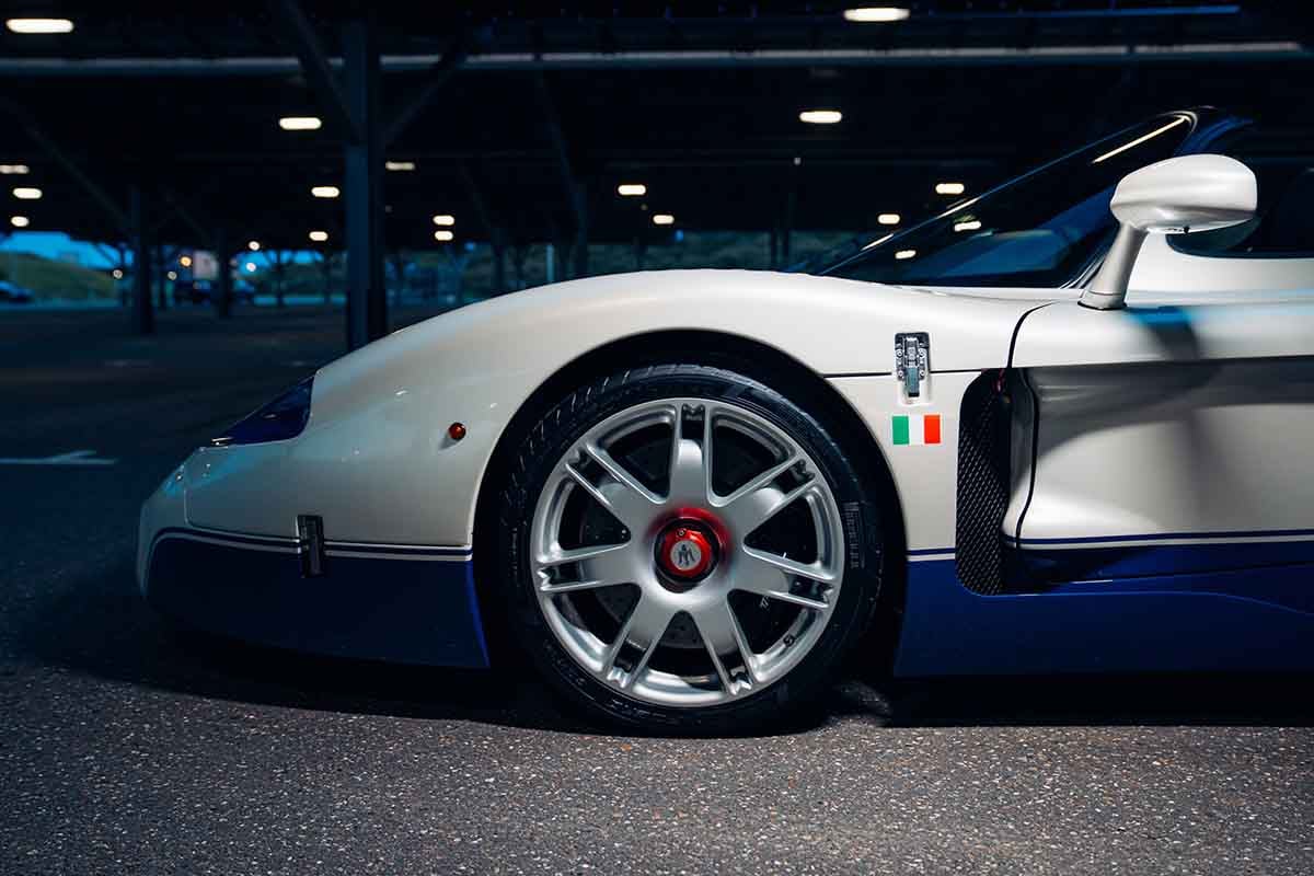 オークションに出品される2005年式マセラティ「MC12」Alex Penfold(c)2026 Courtesy of RM Sotheby's