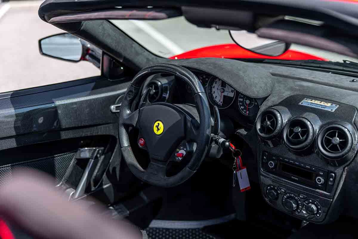 オークションに出品され落札された2009年式フェラーリ「スクーデリア・スパイダー 16M」David Dierlinger(c)2026 Courtesy of RM Sotheby's