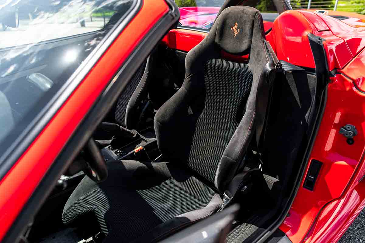 オークションに出品され落札された2009年式フェラーリ「スクーデリア・スパイダー 16M」David Dierlinger(c)2026 Courtesy of RM Sotheby's