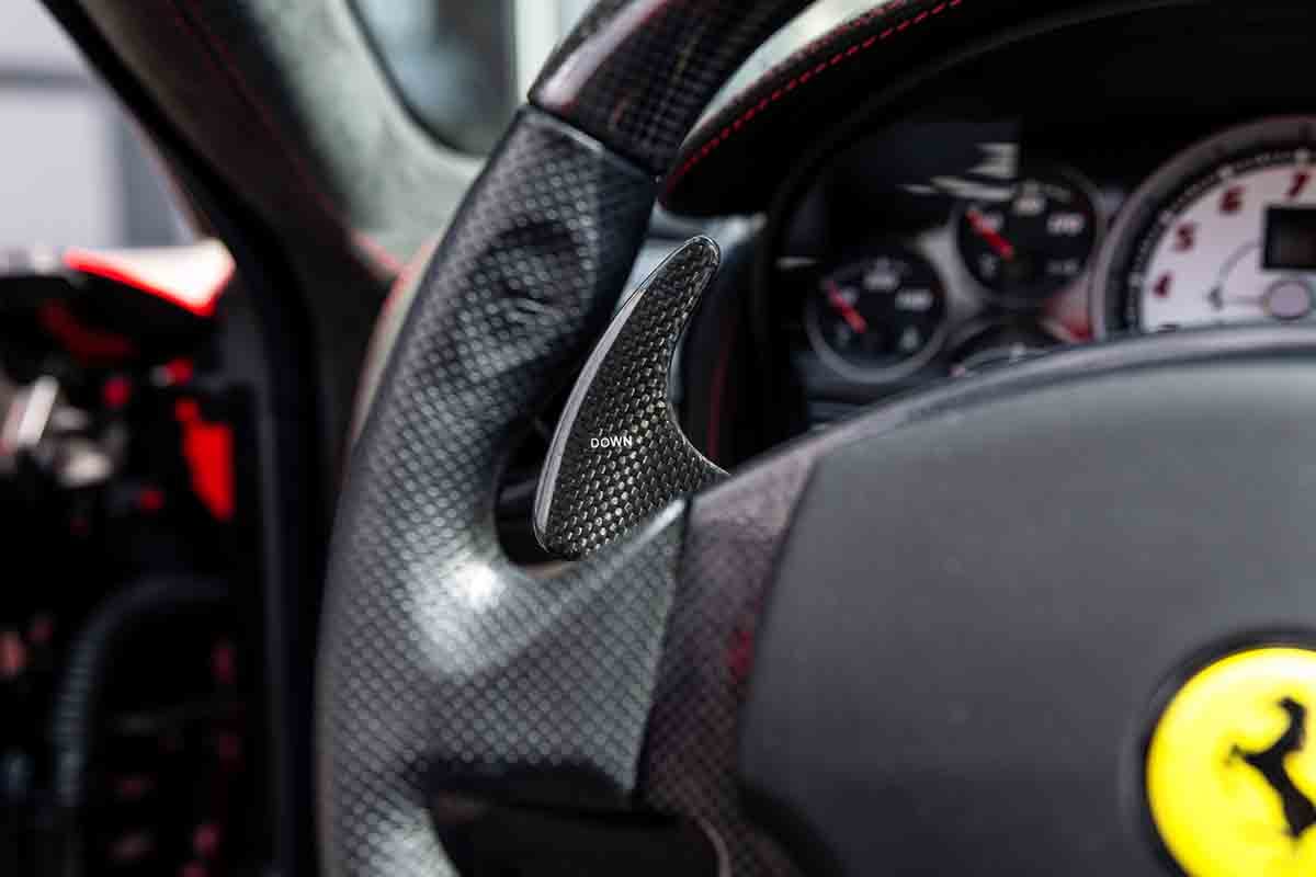オークションに出品され落札された2009年式フェラーリ「スクーデリア・スパイダー 16M」David Dierlinger(c)2026 Courtesy of RM Sotheby's