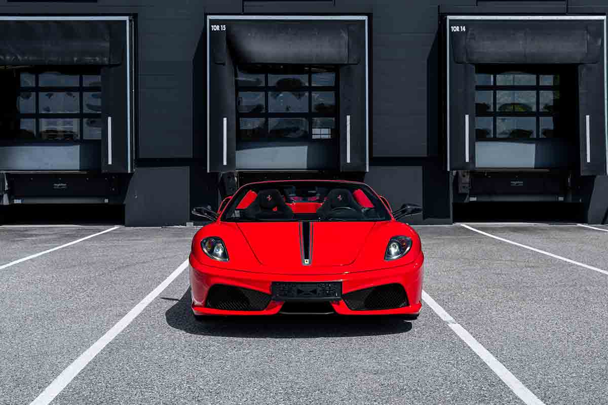オークションに出品され落札された2009年式フェラーリ「スクーデリア・スパイダー 16M」David Dierlinger(c)2026 Courtesy of RM Sotheby's