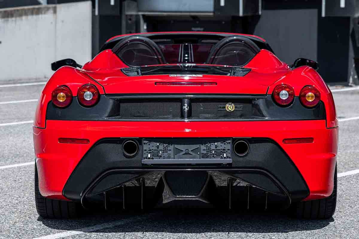 オークションに出品され落札された2009年式フェラーリ「スクーデリア・スパイダー 16M」David Dierlinger(c)2026 Courtesy of RM Sotheby's