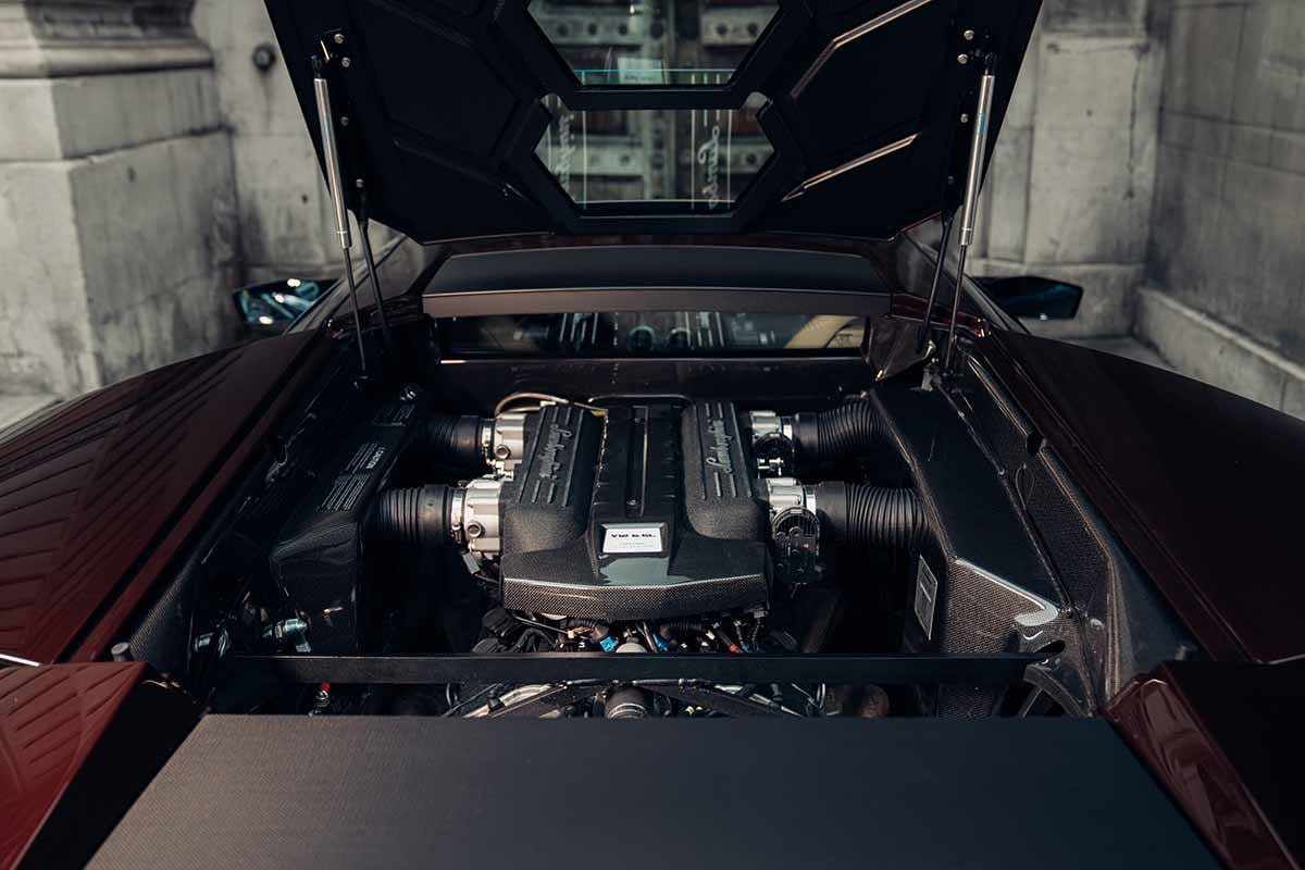 オークションに出品予定の2010年式ランボルギーニ「ムルシエラゴLP670−4 SV」Alex Penfold(c)2026 Courtesy of RM Sotheby's