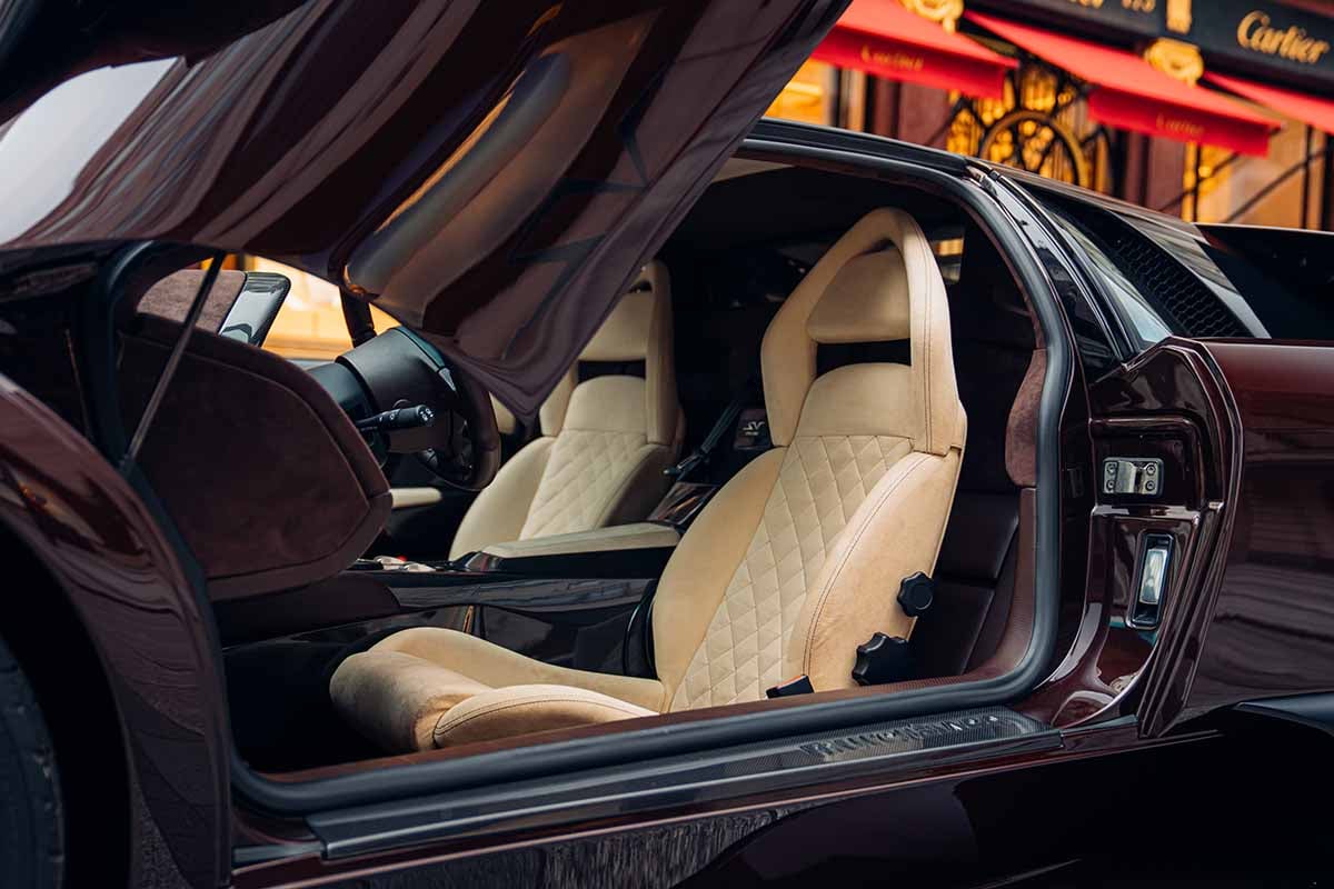 オークションに出品予定の2010年式ランボルギーニ「ムルシエラゴLP670−4 SV」Alex Penfold(c)2026 Courtesy of RM Sotheby's