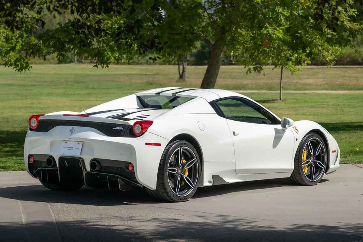 オークションに出品予定の2015年式フェラーリ「458スペチアーレA」(c)2026 BROAD ARROW Auctions