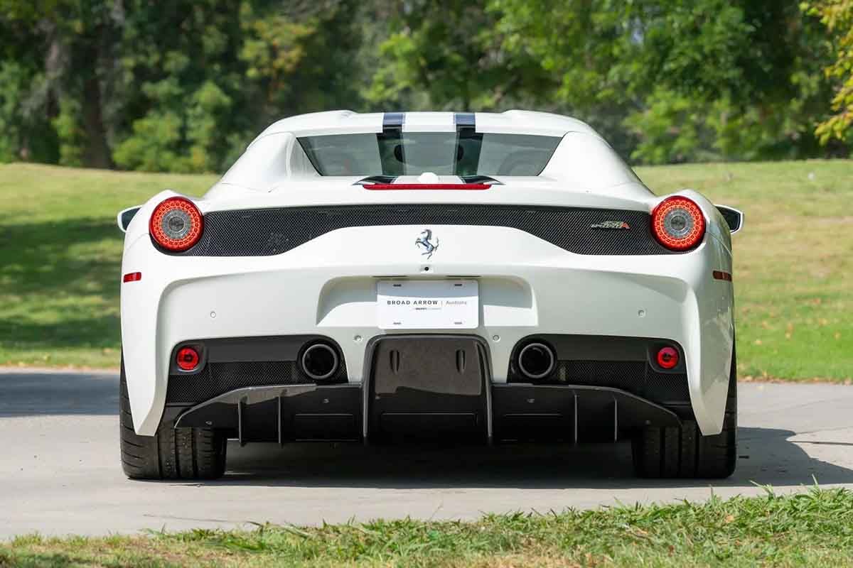 オークションに出品予定の2015年式フェラーリ「458スペチアーレA」(c)2026 BROAD ARROW Auctions