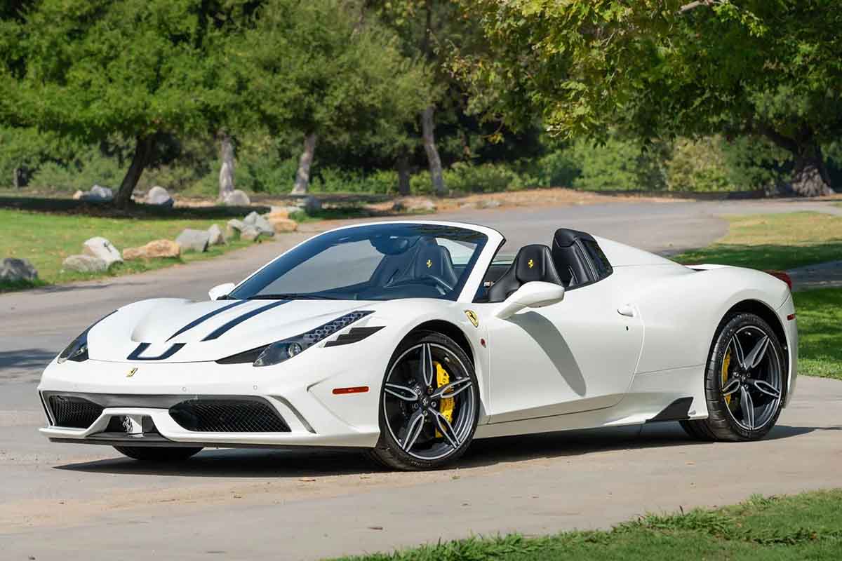オークションに出品予定の2015年式フェラーリ「458スペチアーレA」(c)2026 BROAD ARROW Auctions