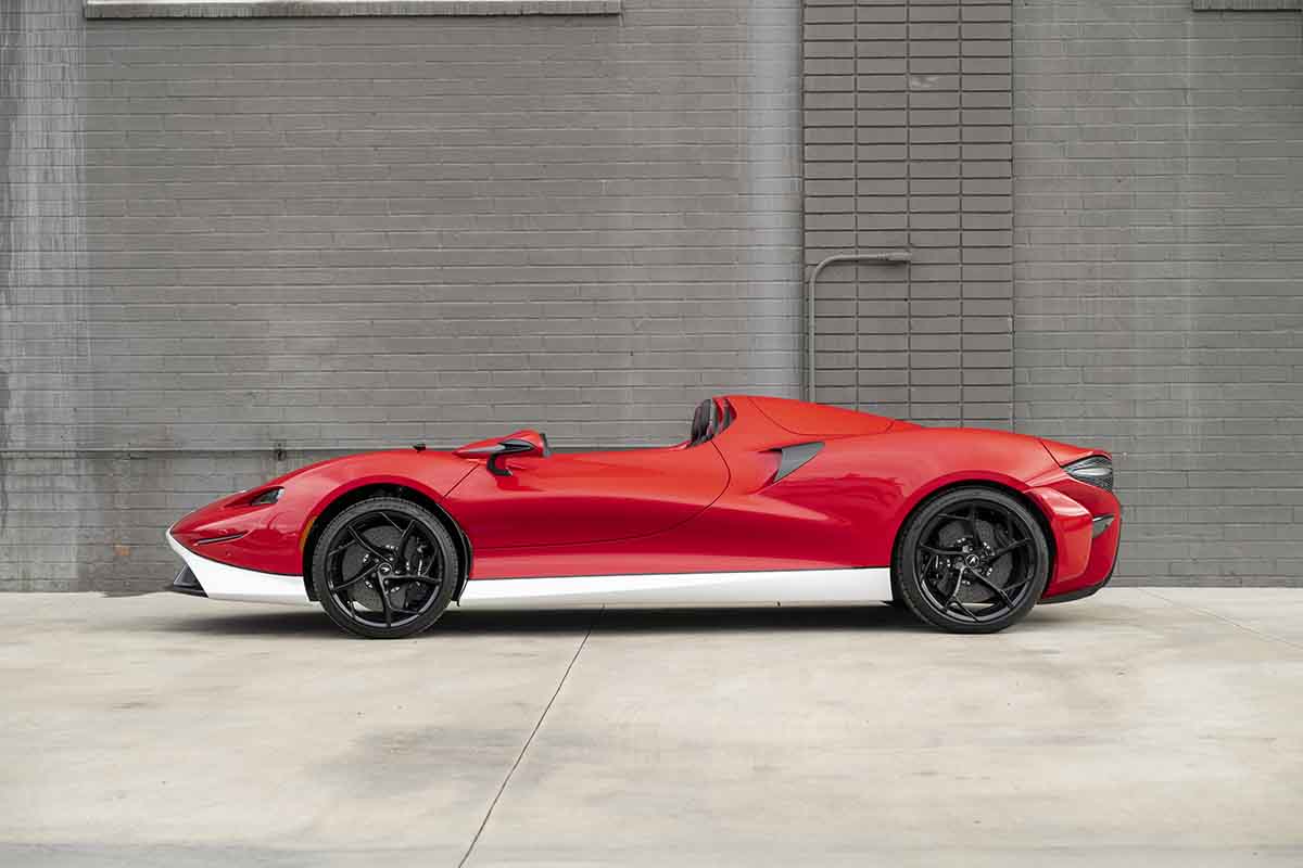 オークションに出品予定の2021年式マクラーレン「エルバ」Robin Adams(c)2026 Courtesy of RM Sotheby's