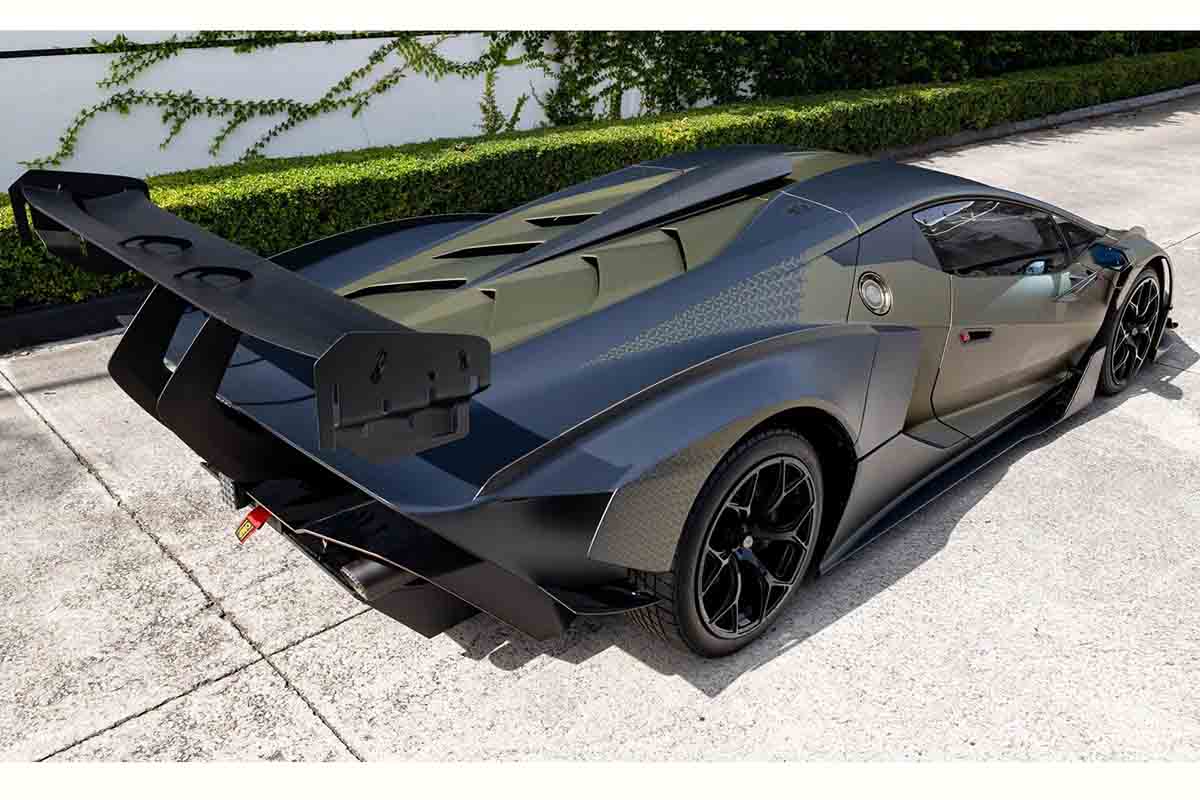 オークションに出品される予定の2021年式ランボルギーニ「エッセンツァSCV12」(c)2026 BROAD ARROW Auctions
