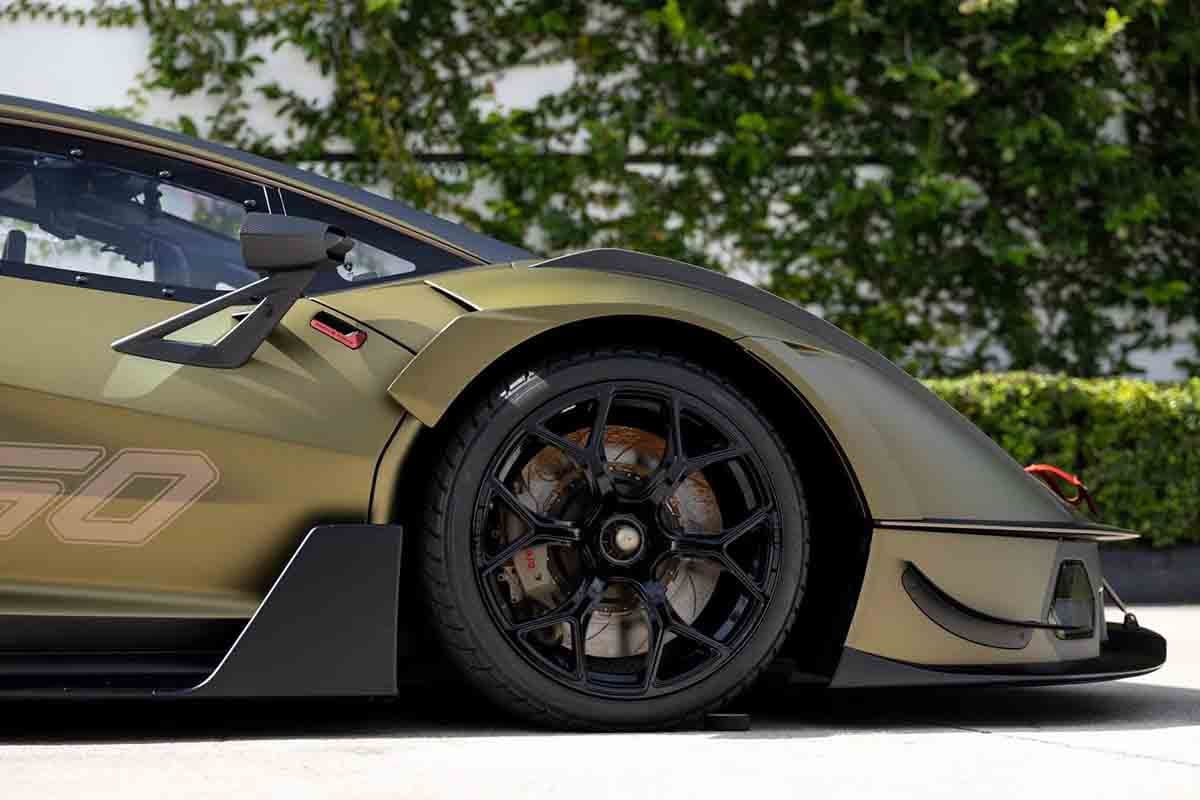 オークションに出品される予定の2021年式ランボルギーニ「エッセンツァSCV12」(c)2026 BROAD ARROW Auctions