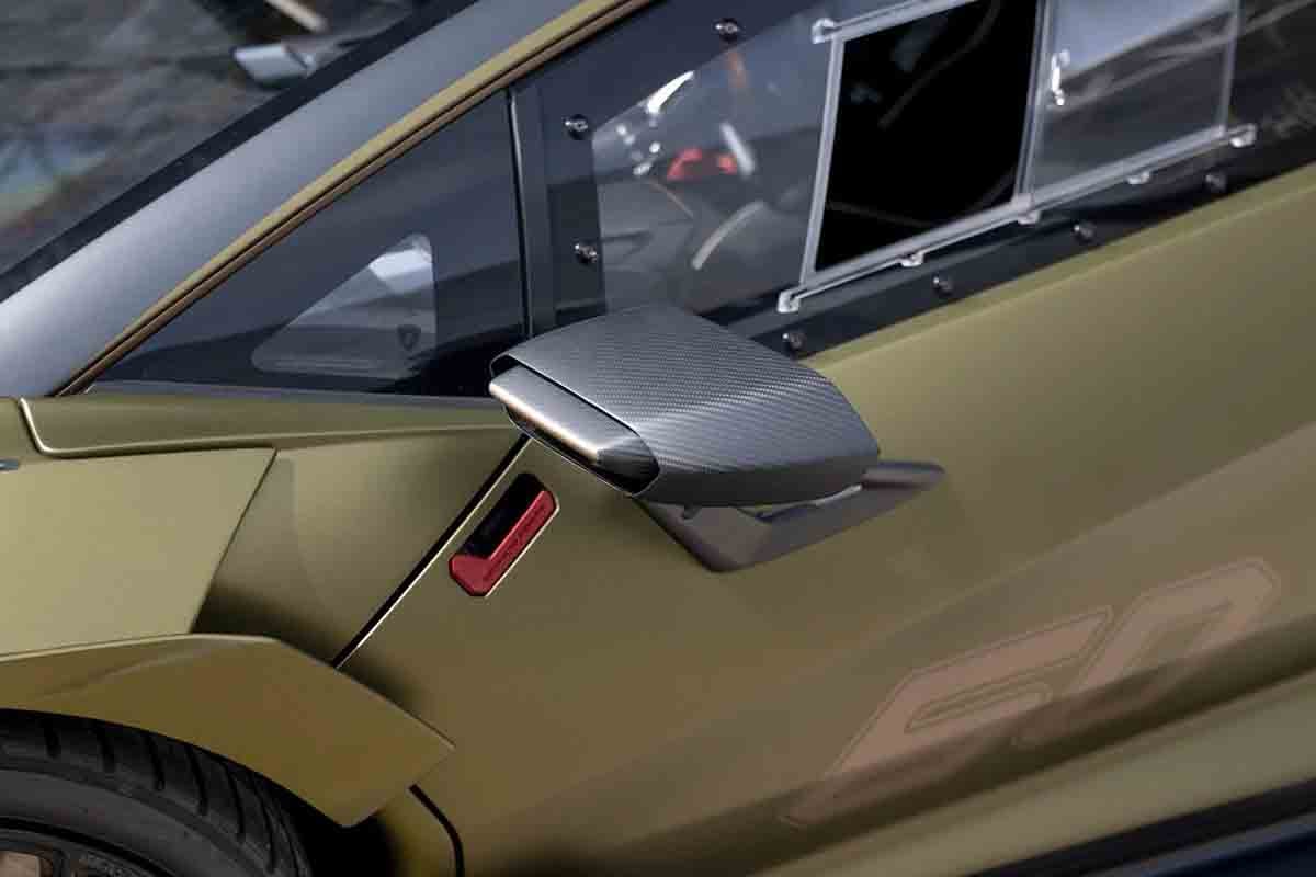 オークションに出品される予定の2021年式ランボルギーニ「エッセンツァSCV12」(c)2026 BROAD ARROW Auctions