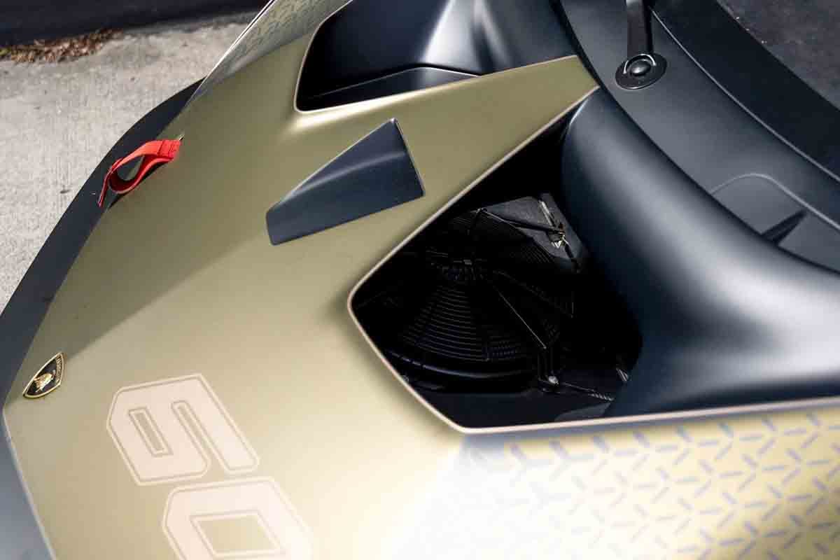 オークションに出品される予定の2021年式ランボルギーニ「エッセンツァSCV12」(c)2026 BROAD ARROW Auctions