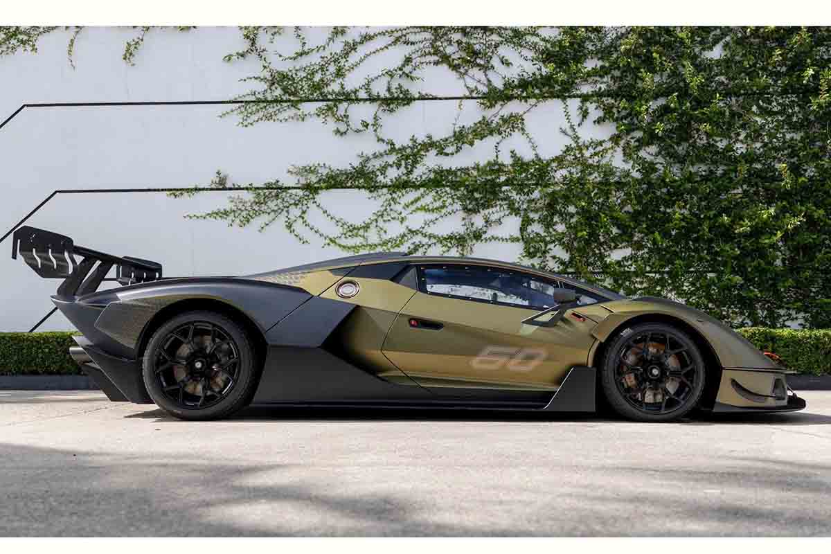 オークションに出品される予定の2021年式ランボルギーニ「エッセンツァSCV12」(c)2026 BROAD ARROW Auctions