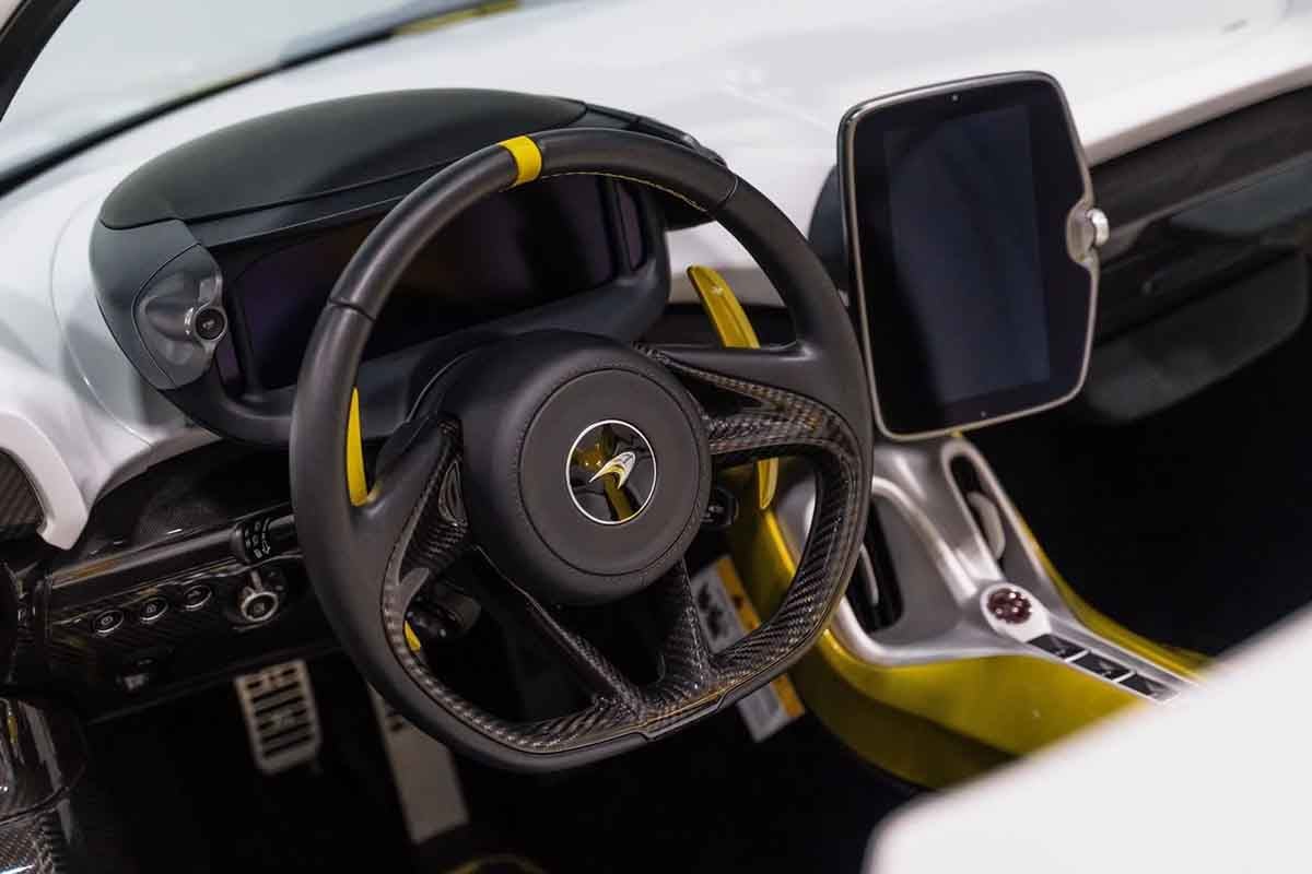 オークションに出品される予定の2021年式マクラーレン「エルバ」(c)2026 BROAD ARROW Auctions