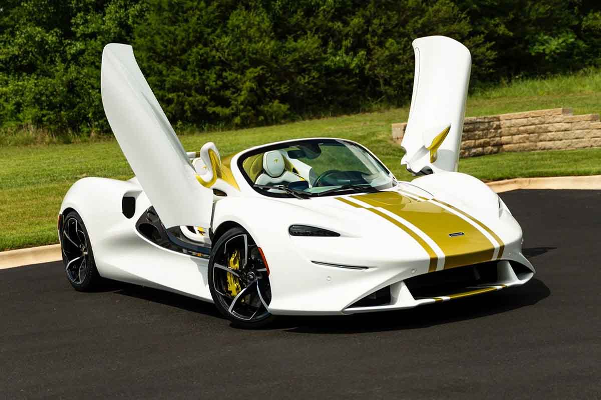 オークションに出品される予定の2021年式マクラーレン「エルバ」(c)2026 BROAD ARROW Auctions