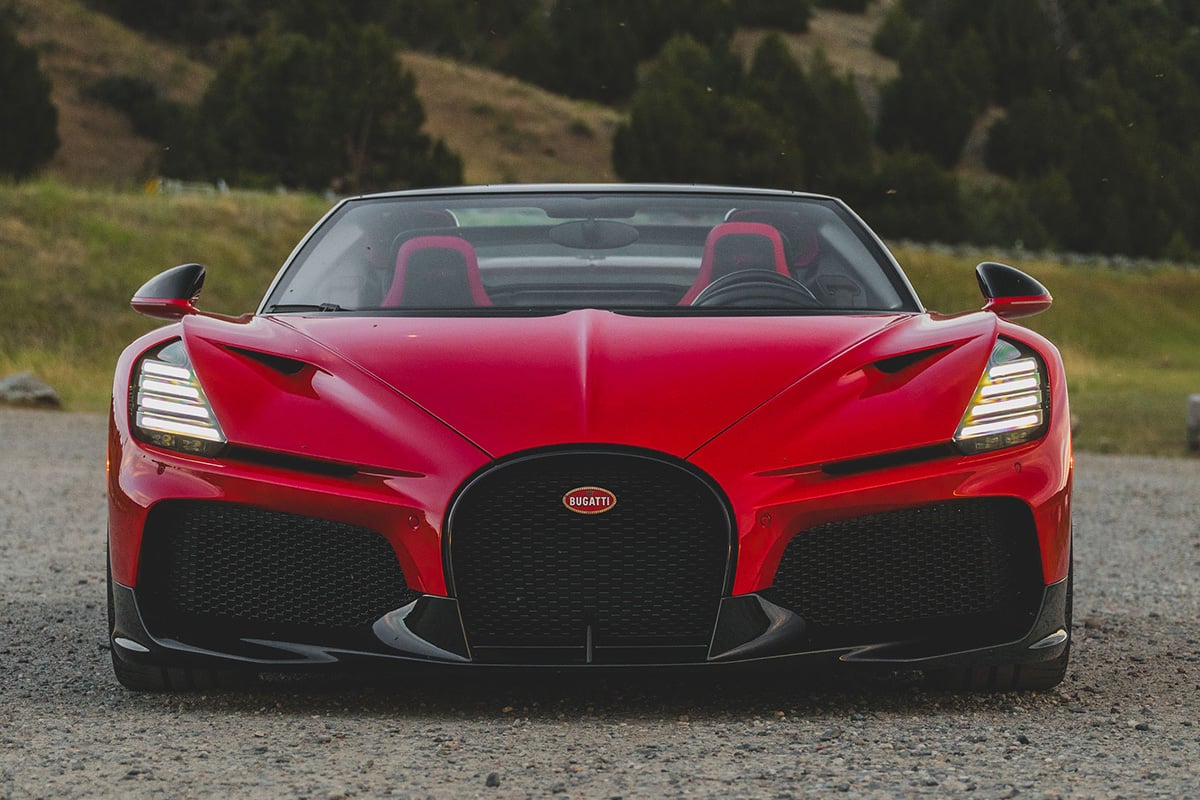 オークションに出品予定の2025年式ブガッティ「ミストラル」Darin Schnabel(c)2026 Courtesy of RM Sotheby's