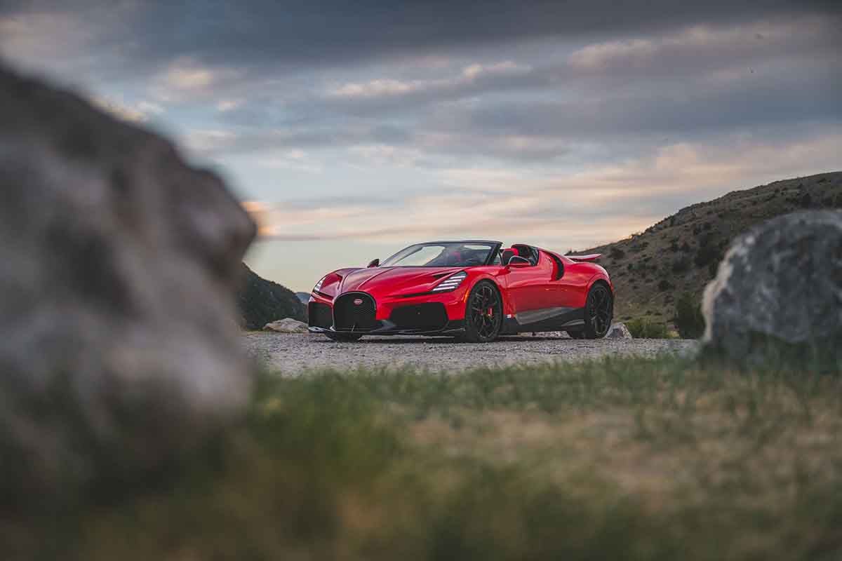 オークションに出品予定の2025年式ブガッティ「ミストラル」Darin Schnabel(c)2026 Courtesy of RM Sotheby's
