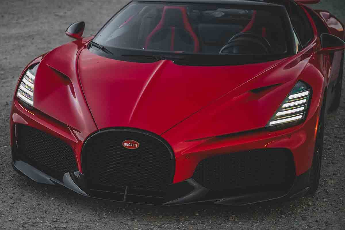 オークションに出品予定の2025年式ブガッティ「ミストラル」Darin Schnabel(c)2026 Courtesy of RM Sotheby's