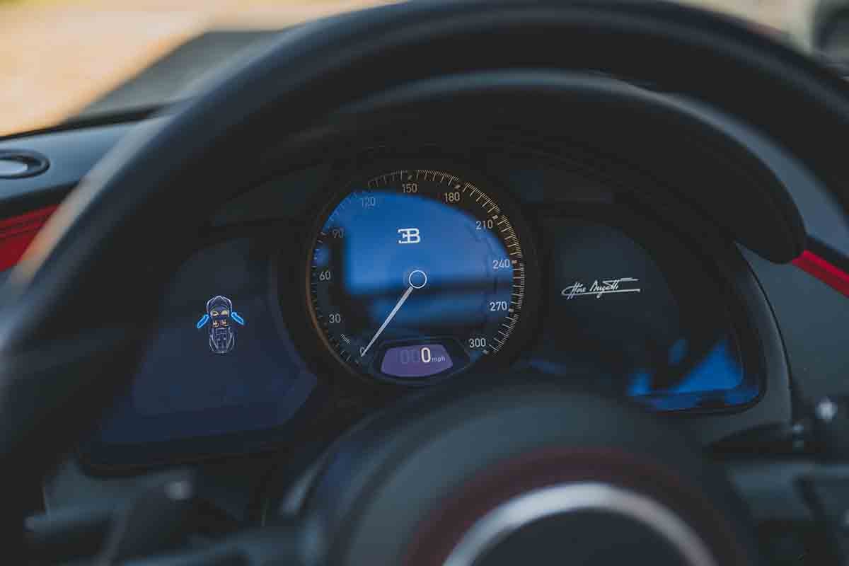 オークションに出品予定の2025年式ブガッティ「ミストラル」Darin Schnabel(c)2026 Courtesy of RM Sotheby's