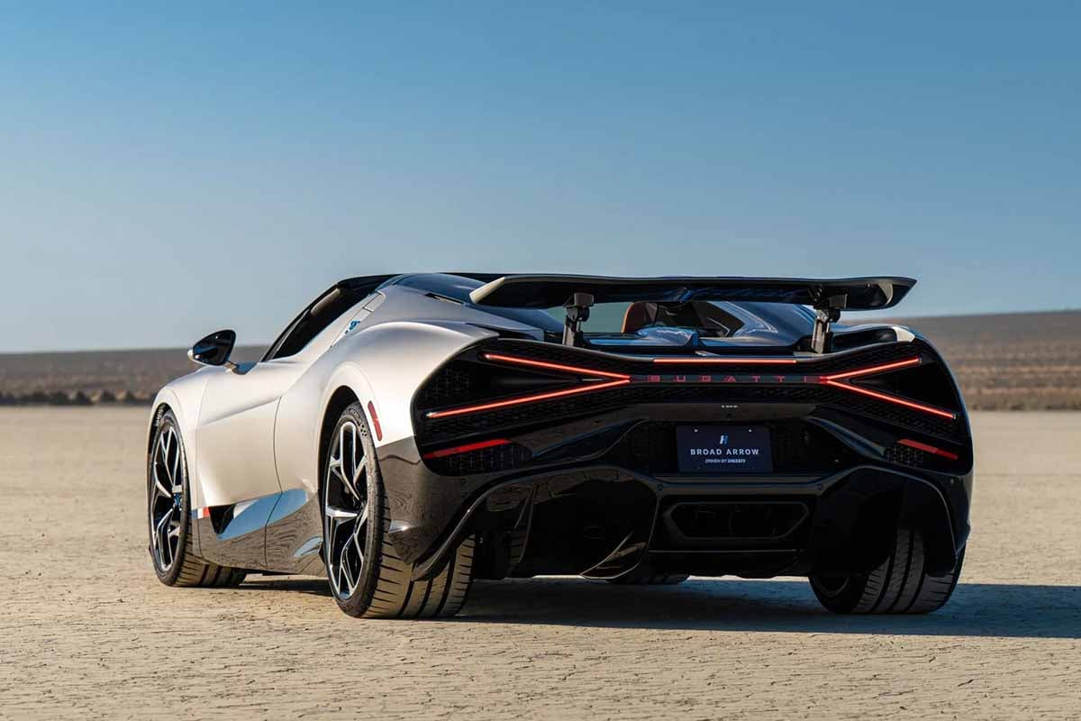 オークションに出品予定の2025年式ブガッティ「W16ミストラル」(c)2026 BROAD ARROW Auctions