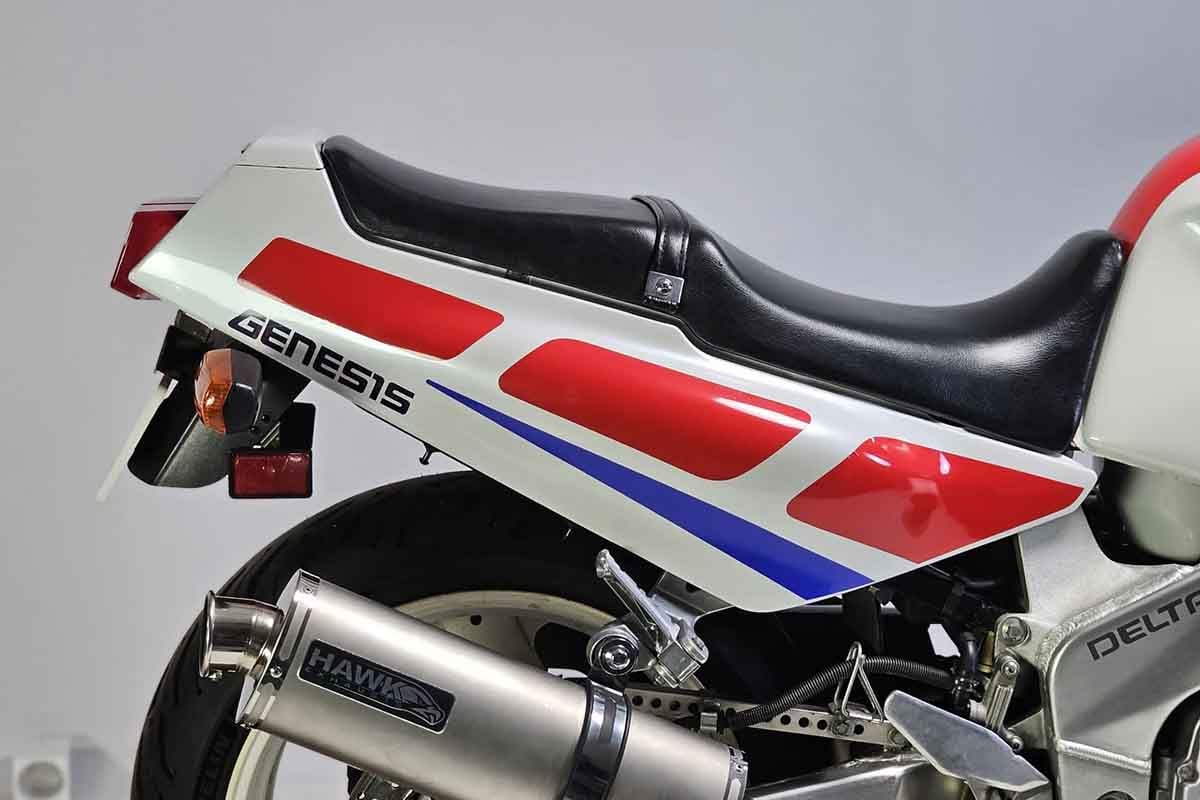 米国オンラインオークションに出品、落札された1989年式ヤマハ「FZR1000」